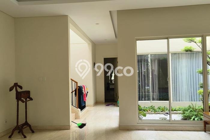 Rumah Elit LB 193m2 Siap Pakai Desain Elegan di Gading Serpong, Tangerang Rumah Elit LB 193m2 Siap Pakai Desain Elegan di Gading Serpong, Tangerang
