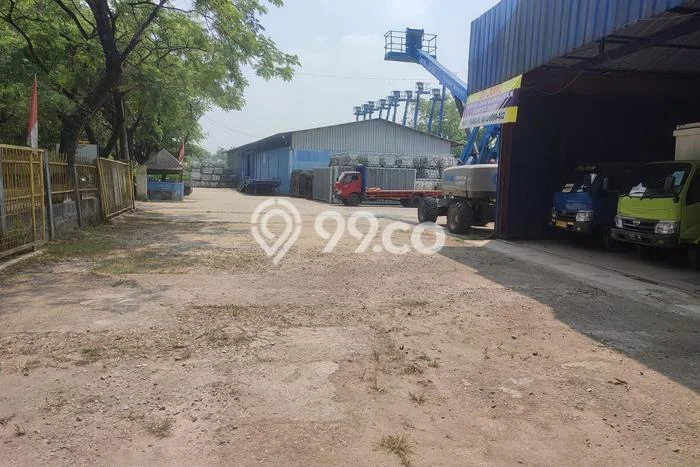 Lokasi Strategis! Dijual Gudang Bisnis di Serpong, Tangerang Selatan Kondisi Baik Lokasi Strategis! Dijual Gudang Bisnis di Serpong, Tangerang Selatan Kondisi Baik