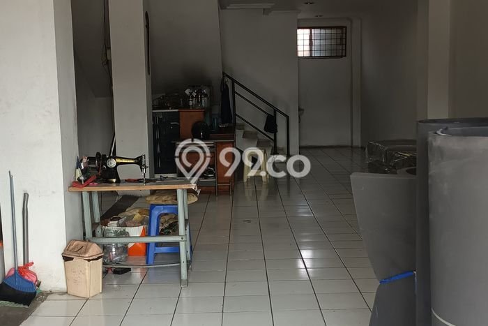 LOKASI TERBAIK! Ruko Kawasan Serpong, Luas 171m2m², Pusat Komersial LOKASI TERBAIK! Ruko Kawasan Serpong, Luas 171m2m², Pusat Komersial