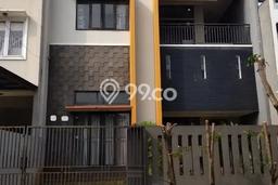 Rumah Bagus di Serpong, Tangerang Selatan, Luas 180m² LB 254m² DIJUAL CEPAT! Rumah Bagus di Serpong, Tangerang Selatan, Luas 180m² LB 254m² DIJUAL CEPAT!