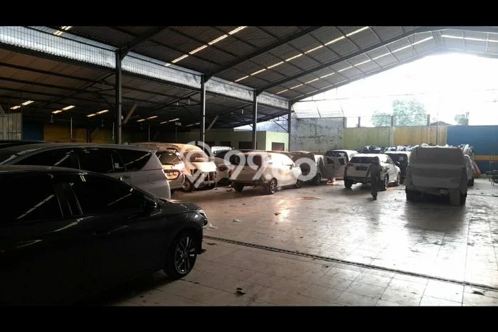 Gudang Dijual di Prime Area Jakarta Barat Luas 1800m2 Gudang Dijual di Prime Area Jakarta Barat Luas 1800m2