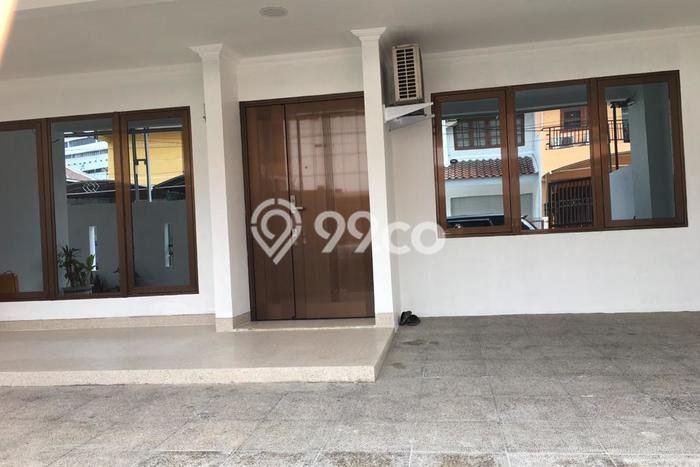 For Sale! Premium House LT 192m2 Desain Modern di Pasar Baru For Sale! Premium House LT 192m2 Desain Modern di Pasar Baru