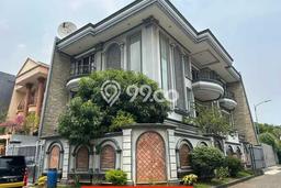 Hunian Super Elit dengan Akses Paling Strategis di Sunter, Jakarta Utara Hunian Super Elit dengan Akses Paling Strategis di Sunter, Jakarta Utara