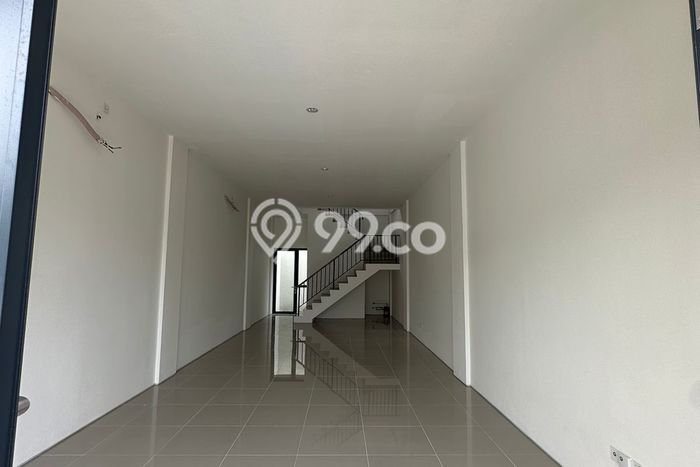 Ruko disewakan lokasi strategis Cisauk Tangerang 124m2 Ruko disewakan lokasi strategis Cisauk Tangerang 124m2