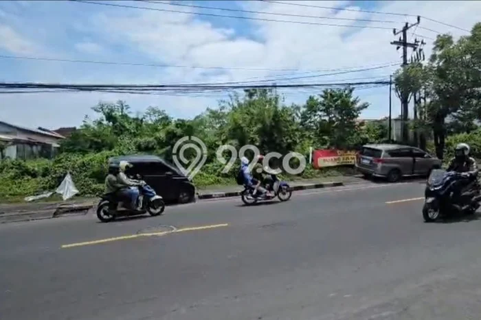 Lahan Dijual Lokasi Kuta, Badung dengan Luas Tanah 5500m2 dan Status - Lahan Dijual Lokasi Kuta, Badung dengan Luas Tanah 5500m2 dan Status -