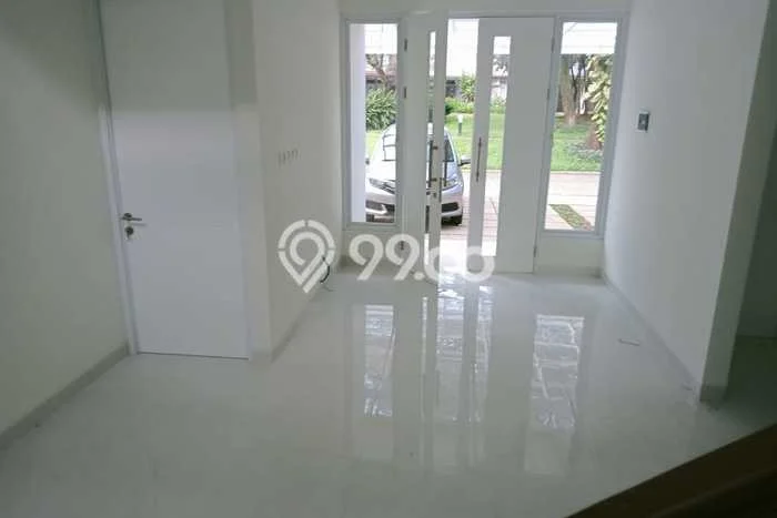 Lokasi strategis! Rumah siap pakai dikontrakkan di Cinere LB 105m2 Lokasi strategis! Rumah siap pakai dikontrakkan di Cinere LB 105m2