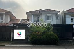 For Sale! Premium House LT 300m2 Desain Modern di Legenda Wisata For Sale! Premium House LT 300m2 Desain Modern di Legenda Wisata