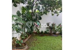 Rumah Elit Modern Siap Huni di Legenda Wisata Jakarta Timur Rumah Elit Modern Siap Huni di Legenda Wisata Jakarta Timur