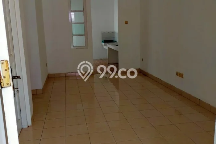 Jual Segera Rumah 2 KT 1 KM di Kota Wisata, Jakarta Timur Jual Segera Rumah 2 KT 1 KM di Kota Wisata, Jakarta Timur