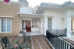 Jual Rumah Luas Elegan Dengan View Eksklusif di Cibubur, Jakarta Timur Jual Rumah Luas Elegan Dengan View Eksklusif di Cibubur, Jakarta Timur