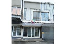 Ruko Dijual di Prime Area Jakarta Timur Luas 104m2 Ruko Dijual di Prime Area Jakarta Timur Luas 104m2