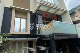 Hunian Elit LB 184m2 Siap Pakai Desain Elegan di Pantai Indah Kapuk, Jakarta Utara Hunian Elit LB 184m2 Siap Pakai Desain Elegan di Pantai Indah Kapuk, Jakarta Utara