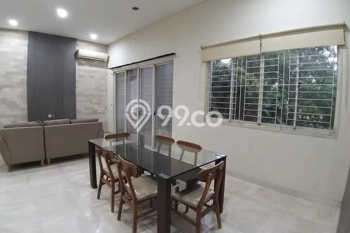 Disewakan! Rumah 3 Kamar Tidur &
3 Kamar Mandi di Pantai Indah Kapuk, Jakarta Utara Disewakan! Rumah 3 Kamar Tidur &
3 Kamar Mandi di Pantai Indah Kapuk, Jakarta Utara