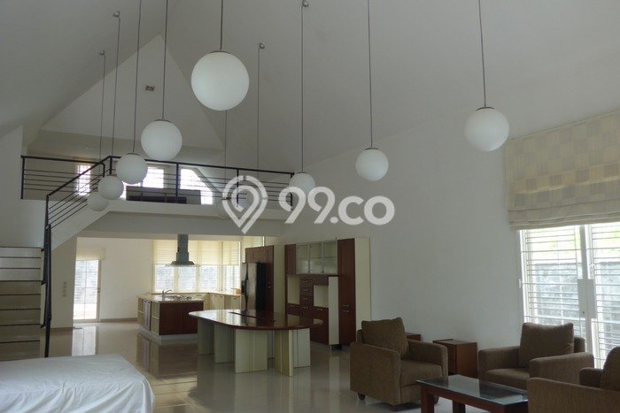 Ready to Use! Premium House LT 600m2 Desain Modern di Sentul Ready to Use! Premium House LT 600m2 Desain Modern di Sentul