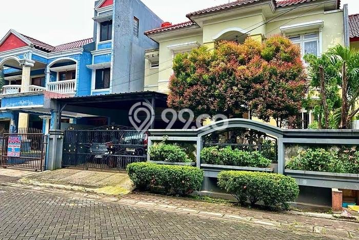 Rumah Luxury Modern Tanpa Renovasi di Raffles Hills Jakarta Timur Rumah Luxury Modern Tanpa Renovasi di Raffles Hills Jakarta Timur