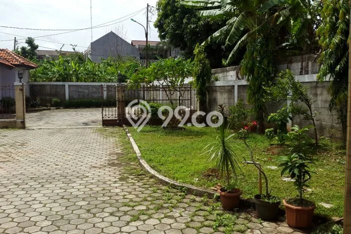 For Sale! Premium House LT 1468m2 Desain Elegan di Bambu Apus For Sale! Premium House LT 1468m2 Desain Elegan di Bambu Apus