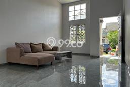 Dijual Hunian Rumah Terawat 2 KT di Kota Wisata, Jakarta Timur Dijual Hunian Rumah Terawat 2 KT di Kota Wisata, Jakarta Timur