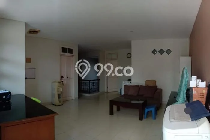 Dijual Hunian Rumah Terawat 4 Kamar di Kota Wisata, Jakarta Timur Dijual Hunian Rumah Terawat 4 Kamar di Kota Wisata, Jakarta Timur