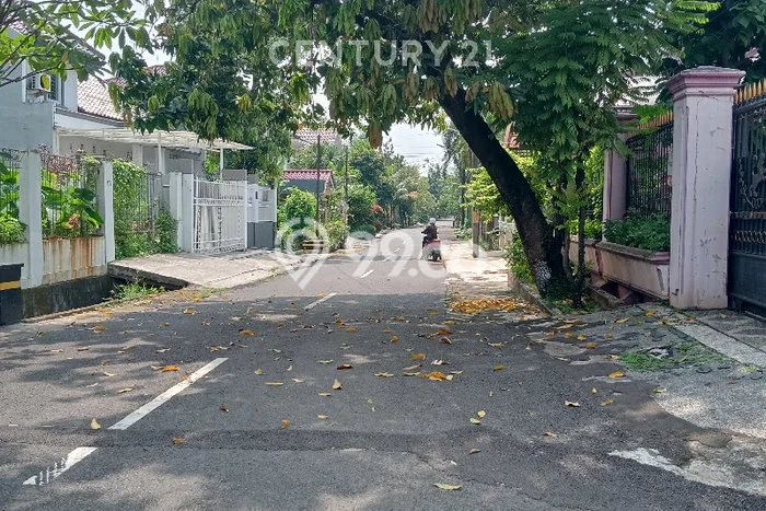 Untuk Dijual Tanah di Jakarta Timur, Luas 190m2 - Untuk Dijual Tanah di Jakarta Timur, Luas 190m2 -