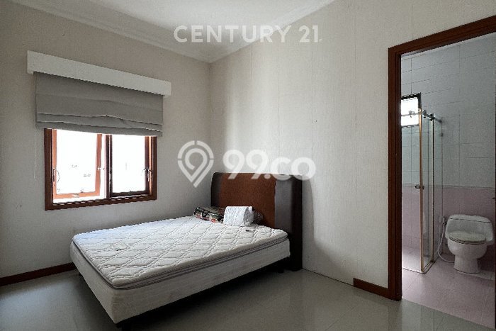 Disewakan! Rumah 4 Kamar Tidur &
3 Kamar Mandi di Pulomas, Jakarta Timur Disewakan! Rumah 4 Kamar Tidur &
3 Kamar Mandi di Pulomas, Jakarta Timur