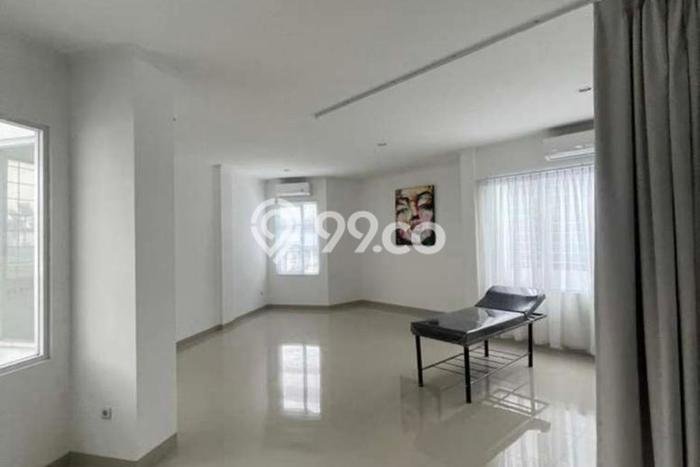 Dijual! Ruko di Gading Serpong Tangerang LT 156m2 / LB 424m2 Kawasan Strategis Dijual! Ruko di Gading Serpong Tangerang LT 156m2 / LB 424m2 Kawasan Strategis