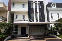 Ready to Use! Premium House LT 300m2 Desain Modern di Sutera Onix Alam Sutera Ready to Use! Premium House LT 300m2 Desain Modern di Sutera Onix Alam Sutera