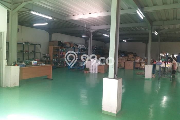 Unit Pabrik Dijual di Tangerang Tangerang Luas Tanah 2000m2, Luas Bangunan 1400m2 Unit Pabrik Dijual di Tangerang Tangerang Luas Tanah 2000m2, Luas Bangunan 1400m2