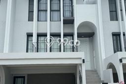 Rumah Mewah LB 165m2 Siap Pakai Desain Elegan di BSD, Tangerang Rumah Mewah LB 165m2 Siap Pakai Desain Elegan di BSD, Tangerang