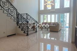 Rumah Luxury Modern Siap Huni di Pondok Indah Jakarta Selatan Rumah Luxury Modern Siap Huni di Pondok Indah Jakarta Selatan