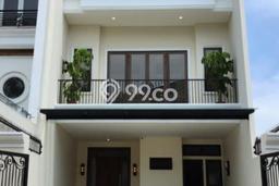 Rumah Mewah LB 450m2 Siap Pakai Desain Elegan di Pondok Indah, Jakarta Selatan Rumah Mewah LB 450m2 Siap Pakai Desain Elegan di Pondok Indah, Jakarta Selatan