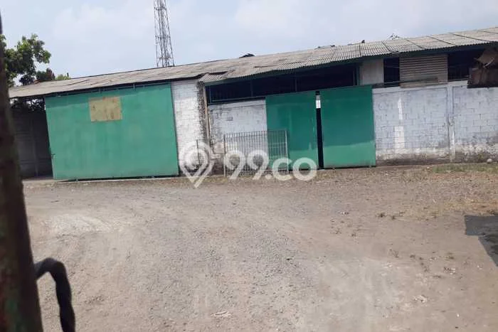 Unit Gudang Dijual di Cibinong Bogor Luas Bangunan 1200m2 Unit Gudang Dijual di Cibinong Bogor Luas Bangunan 1200m2