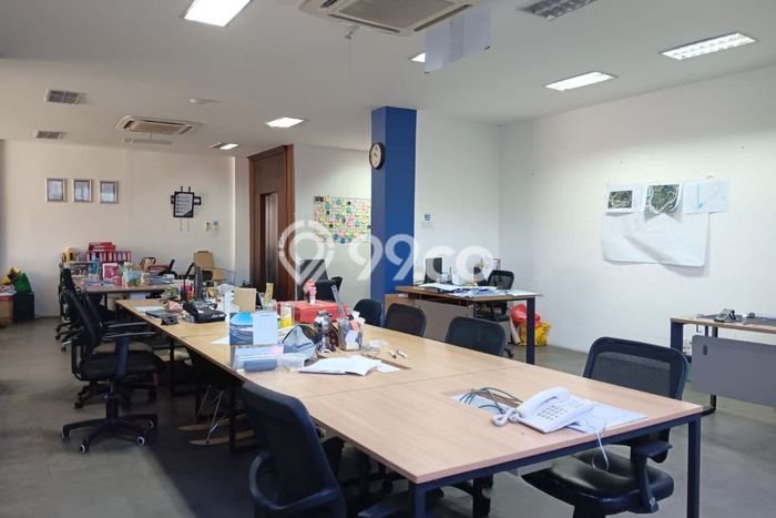 Unit Komersial Dijual di Kebayoran Baru Jakarta Selatan 1500m2 Unit Komersial Dijual di Kebayoran Baru Jakarta Selatan 1500m2