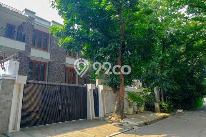 Hunian Modern Disewakan di Pondok Indah Jakarta Selatan 5 KT & 4 KM Hunian Modern Disewakan di Pondok Indah Jakarta Selatan 5 KT & 4 KM