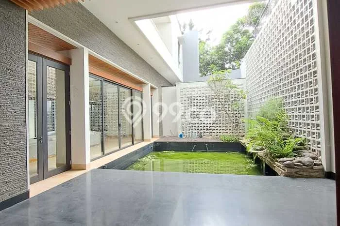 Jual Rumah Mewah Elegan Dengan View Cantik di BSD Bukit Golf, Tangerang Jual Rumah Mewah Elegan Dengan View Cantik di BSD Bukit Golf, Tangerang