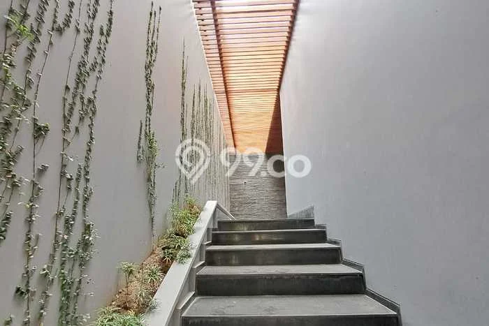 Jual Rumah Mewah Elegan Dengan View Cantik di BSD Bukit Golf, Tangerang Jual Rumah Mewah Elegan Dengan View Cantik di BSD Bukit Golf, Tangerang