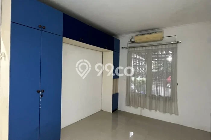Rumah Disewakan Jakarta Selatan LT 140m2 LB 120m2 Area Bintaro Rumah Disewakan Jakarta Selatan LT 140m2 LB 120m2 Area Bintaro