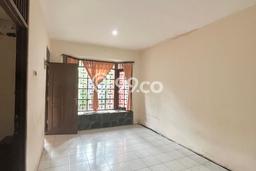 Jarang Ada! Rumah Kontrakan 2 Kamar Bagus Siap Huni Bintaro Jarang Ada! Rumah Kontrakan 2 Kamar Bagus Siap Huni Bintaro