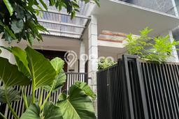 Rumah Modern 3 KT di Bintaro Tangerang Selatan Rumah Modern 3 KT di Bintaro Tangerang Selatan