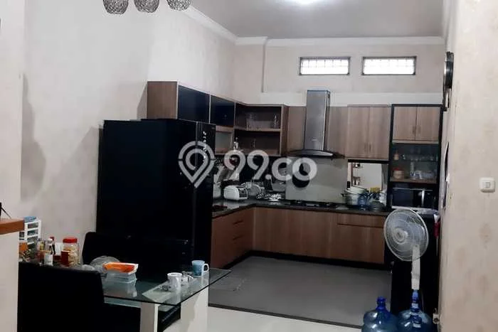For Sale Hunian Mewah Cozy di Jakarta Barat For Sale Hunian Mewah Cozy di Jakarta Barat