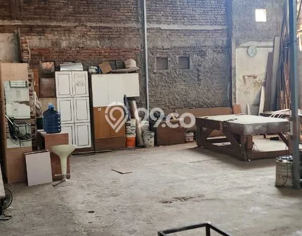 LOKASI PREMIUM! Gudang Kawasan Cengkareng, Luas 150m², Lokasi Komersial LOKASI PREMIUM! Gudang Kawasan Cengkareng, Luas 150m², Lokasi Komersial