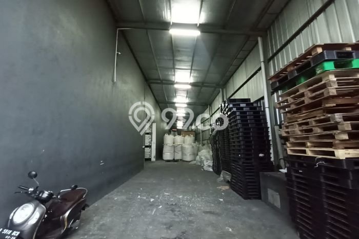 Unit Gudang Disewa Lokasi Cikupa, Tangerang Spesifikasi Luas Bangunan 1416m2 Unit Gudang Disewa Lokasi Cikupa, Tangerang Spesifikasi Luas Bangunan 1416m2