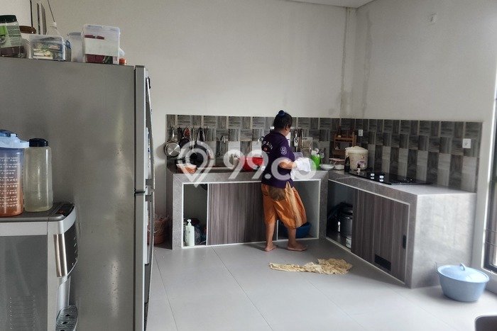 Rumah Disewakan Jakarta Barat LT 108m2 LB 150m2 Kawasan Taman Surya Rumah Disewakan Jakarta Barat LT 108m2 LB 150m2 Kawasan Taman Surya