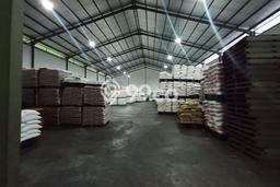 Unit Gudang Disewa Lokasi Cikupa, Tangerang Spesifikasi Luas Bangunan 1416m2 Unit Gudang Disewa Lokasi Cikupa, Tangerang Spesifikasi Luas Bangunan 1416m2
