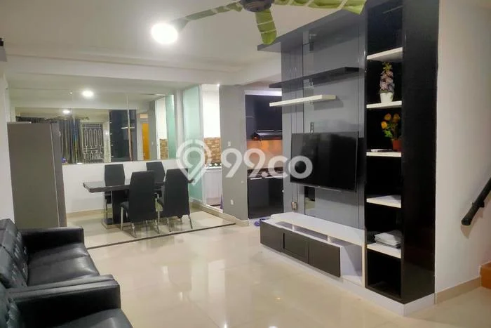 Rumah Sewa Jakarta Barat LT 90m2 LB 180m2 Kawasan Cengkareng Barat Rumah Sewa Jakarta Barat LT 90m2 LB 180m2 Kawasan Cengkareng Barat
