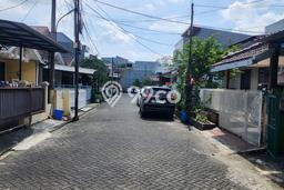 Rumah Luas Asri 4 KT Siap Pakai di Kalideres Jakarta Barat Rumah Luas Asri 4 KT Siap Pakai di Kalideres Jakarta Barat