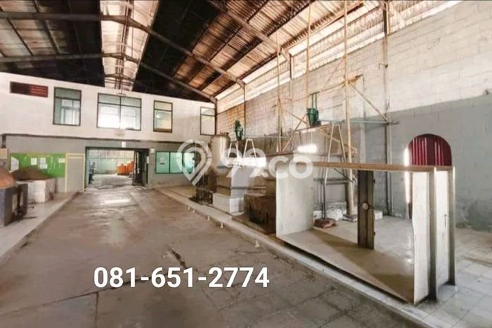 Unit Pabrik Dijual di Kademangan Probolinggo Luas Tanah 41335m2, Luas Bangunan 8200m2 Unit Pabrik Dijual di Kademangan Probolinggo Luas Tanah 41335m2, Luas Bangunan 8200m2
