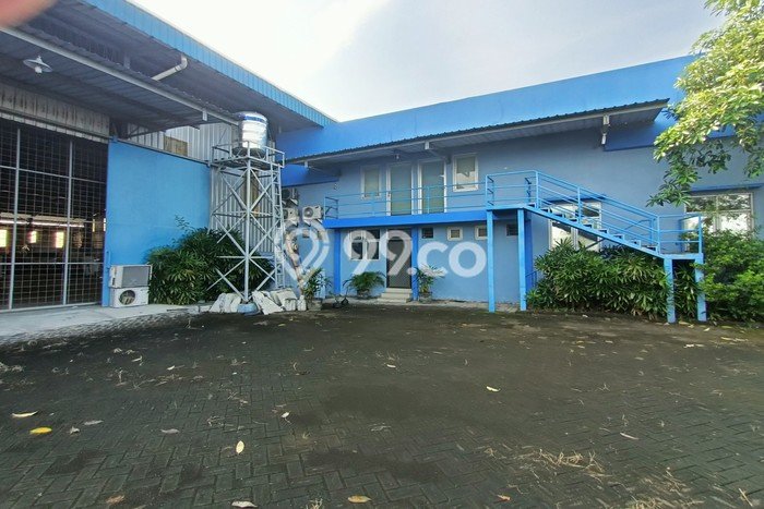 Gudang Dijual di Gresik LT 10400m2 & LB 4500m2 Lokasi Terbaik! Gudang Dijual di Gresik LT 10400m2 & LB 4500m2 Lokasi Terbaik!