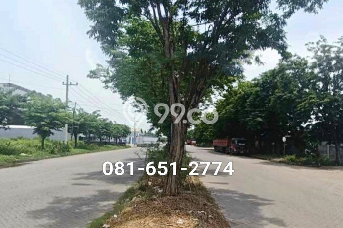 Tanah untuk Dijual Lokasi Manyar, Gresik Luas 6800m2 - Tanah untuk Dijual Lokasi Manyar, Gresik Luas 6800m2 -