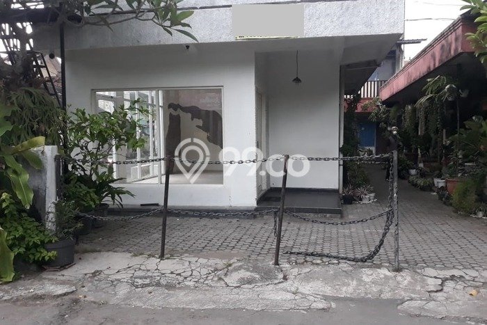 For Rent Komersial Strategis di Depok, Luas 40m², Jalan Utama For Rent Komersial Strategis di Depok, Luas 40m², Jalan Utama