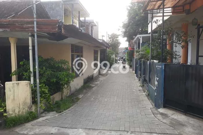 Jual Rumah Bagus Siap Huni LB 260m2 di Umbulharjo, Yogyakarta Jual Rumah Bagus Siap Huni LB 260m2 di Umbulharjo, Yogyakarta